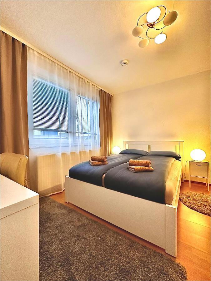 Homezone Seelze Екстер'єр фото